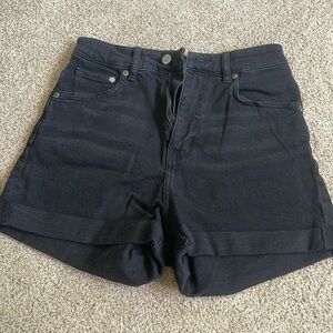 H&M Rolled Black Mom Jean Shorts